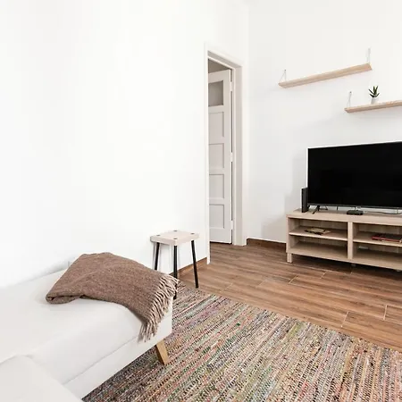 Patio House * Peniche